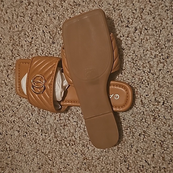 Shoes - Picture 3 of 3